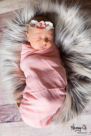 Madelyn_Newborn-5